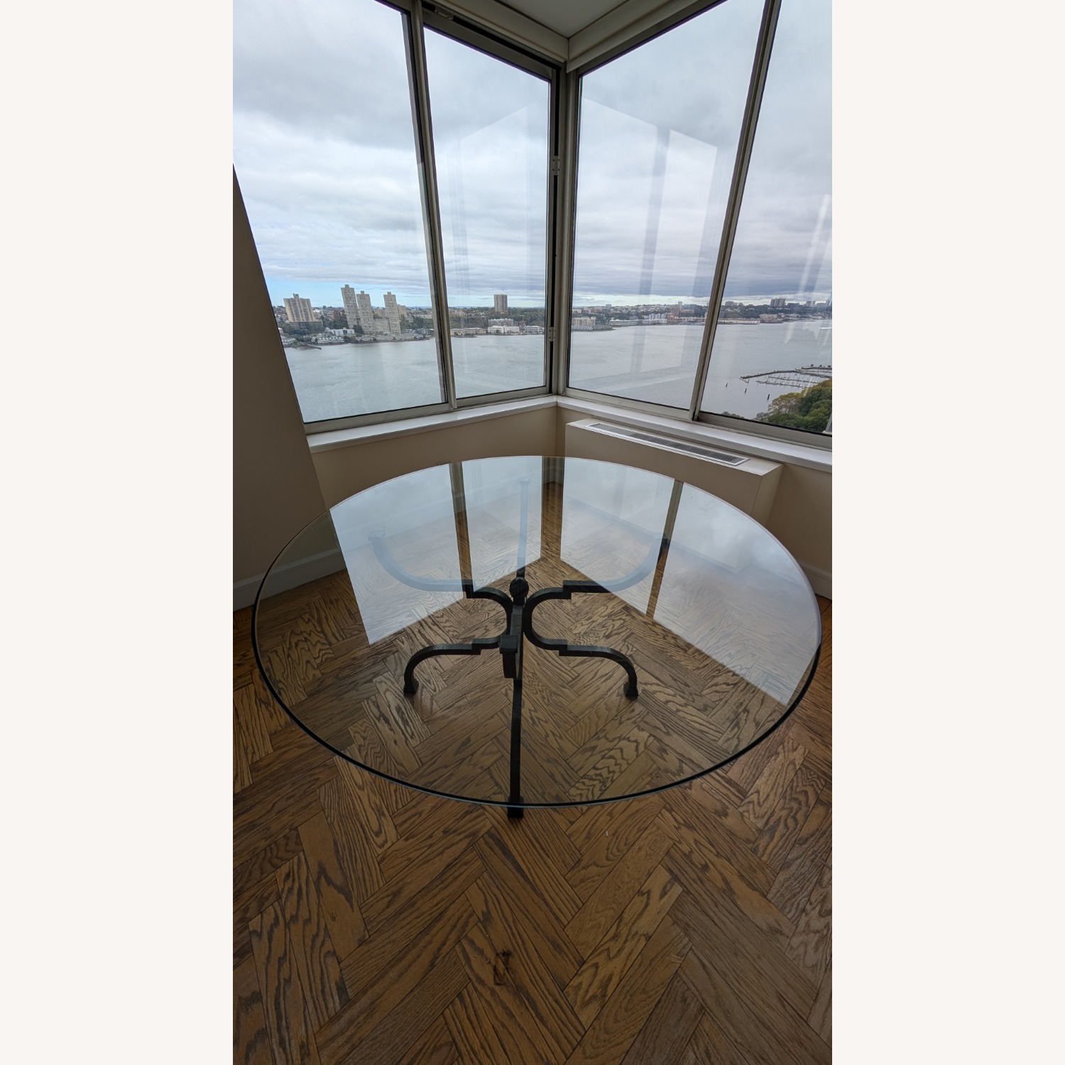 Large Glass Round Table - image-2