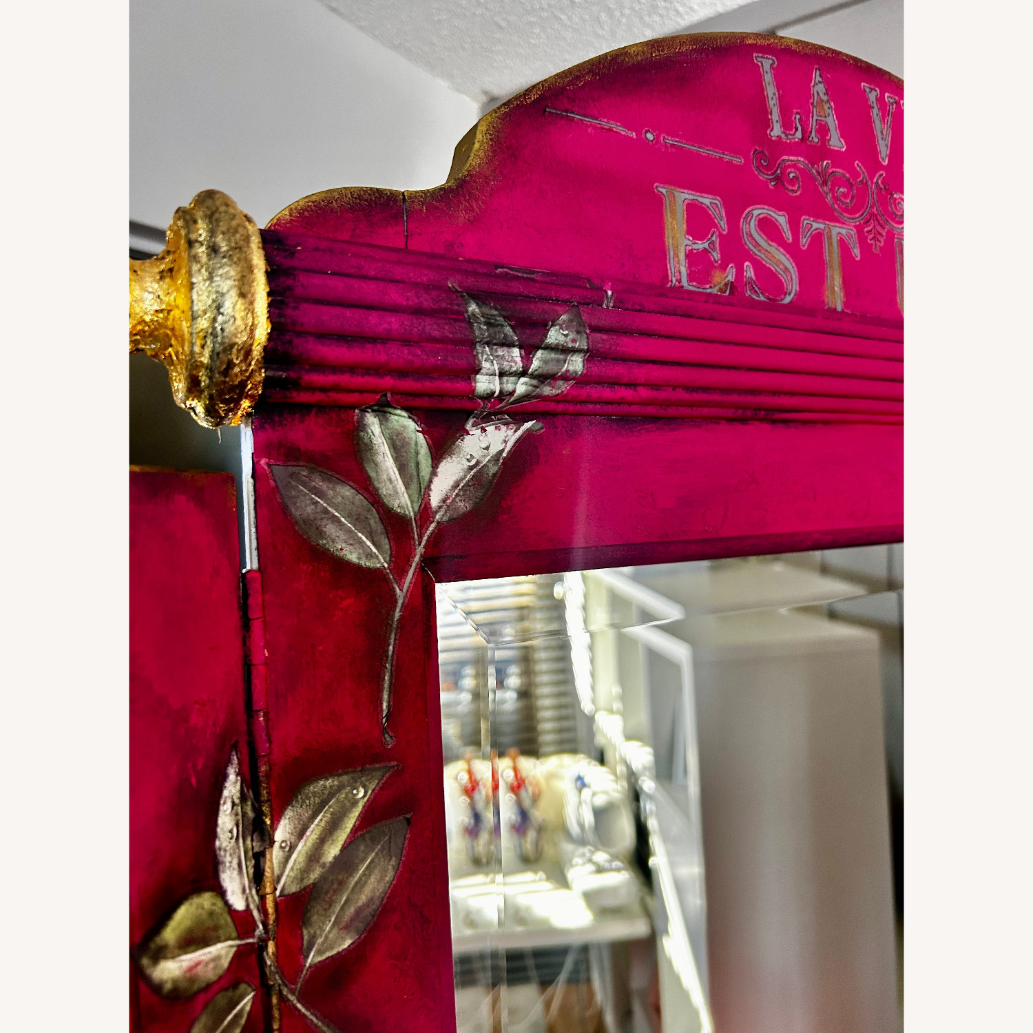 Vintage Pink Vanity Set - image-5