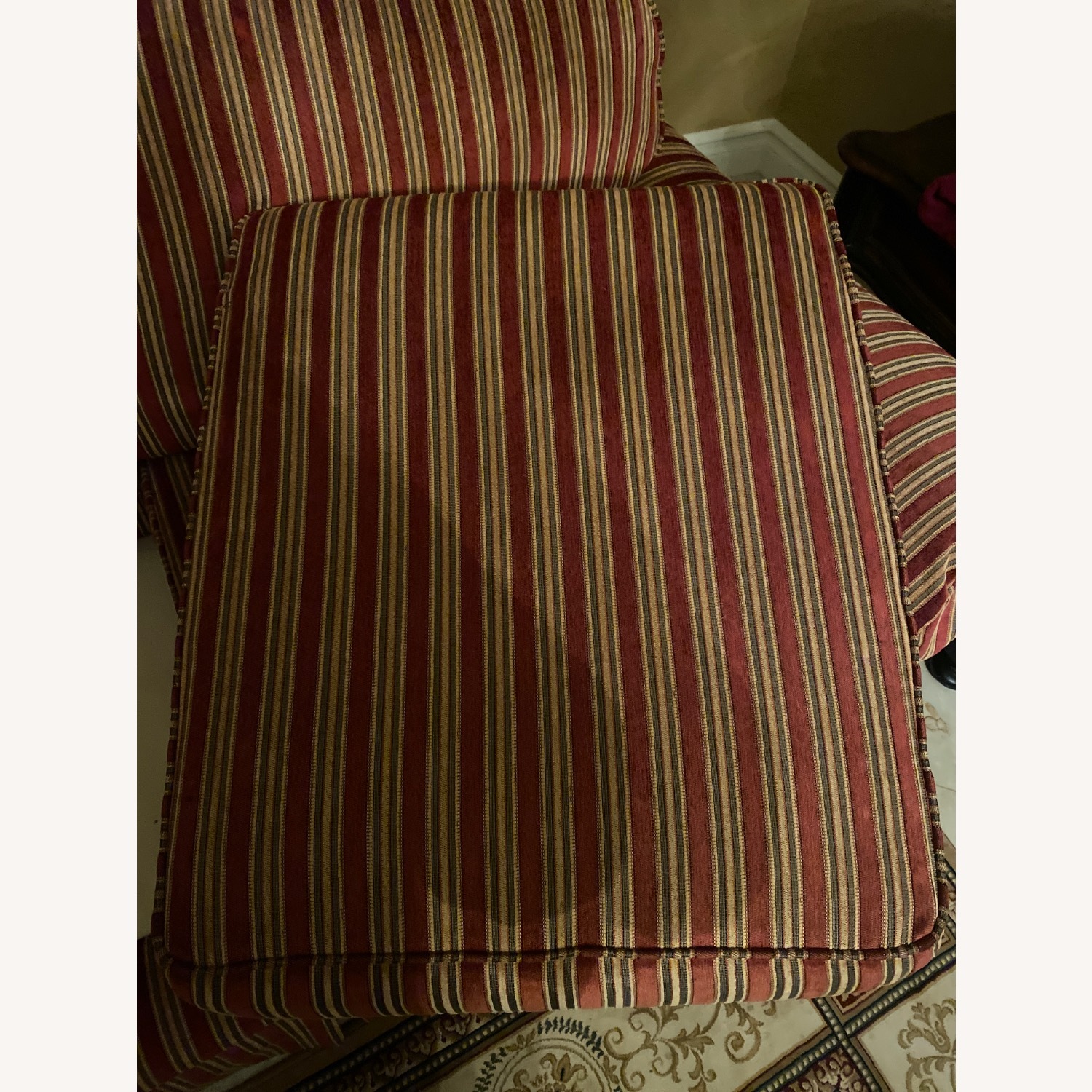 Pennsylvania House 3 seat Striped Sofa  - image-3