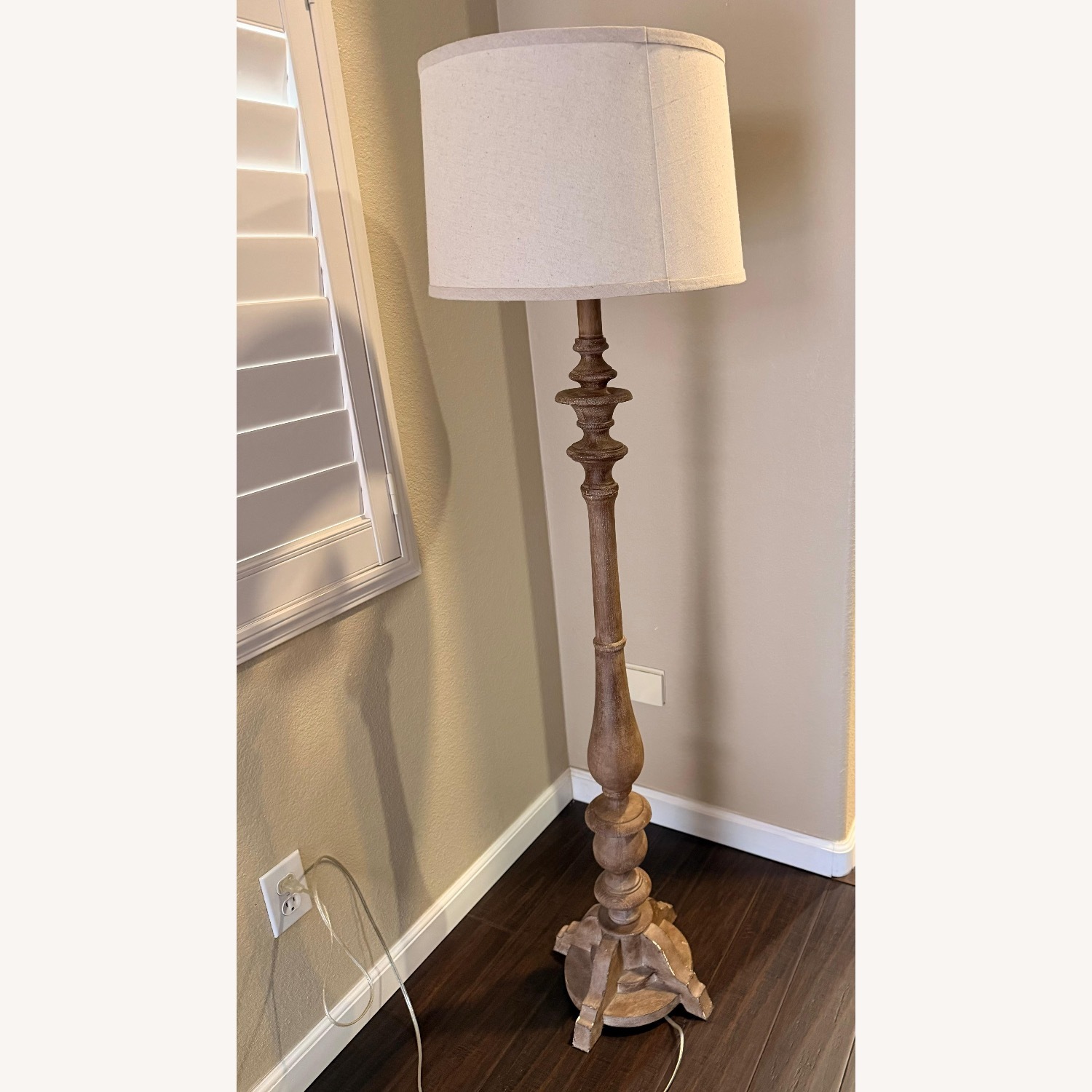 Ashley Furniture White Floor Lamp - image-3