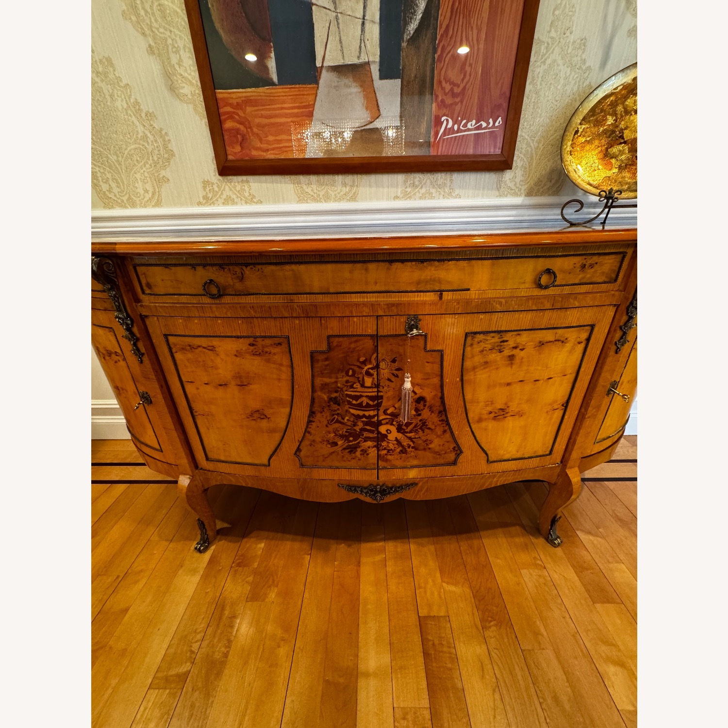 Vintage/Antique Sideboard - image-5