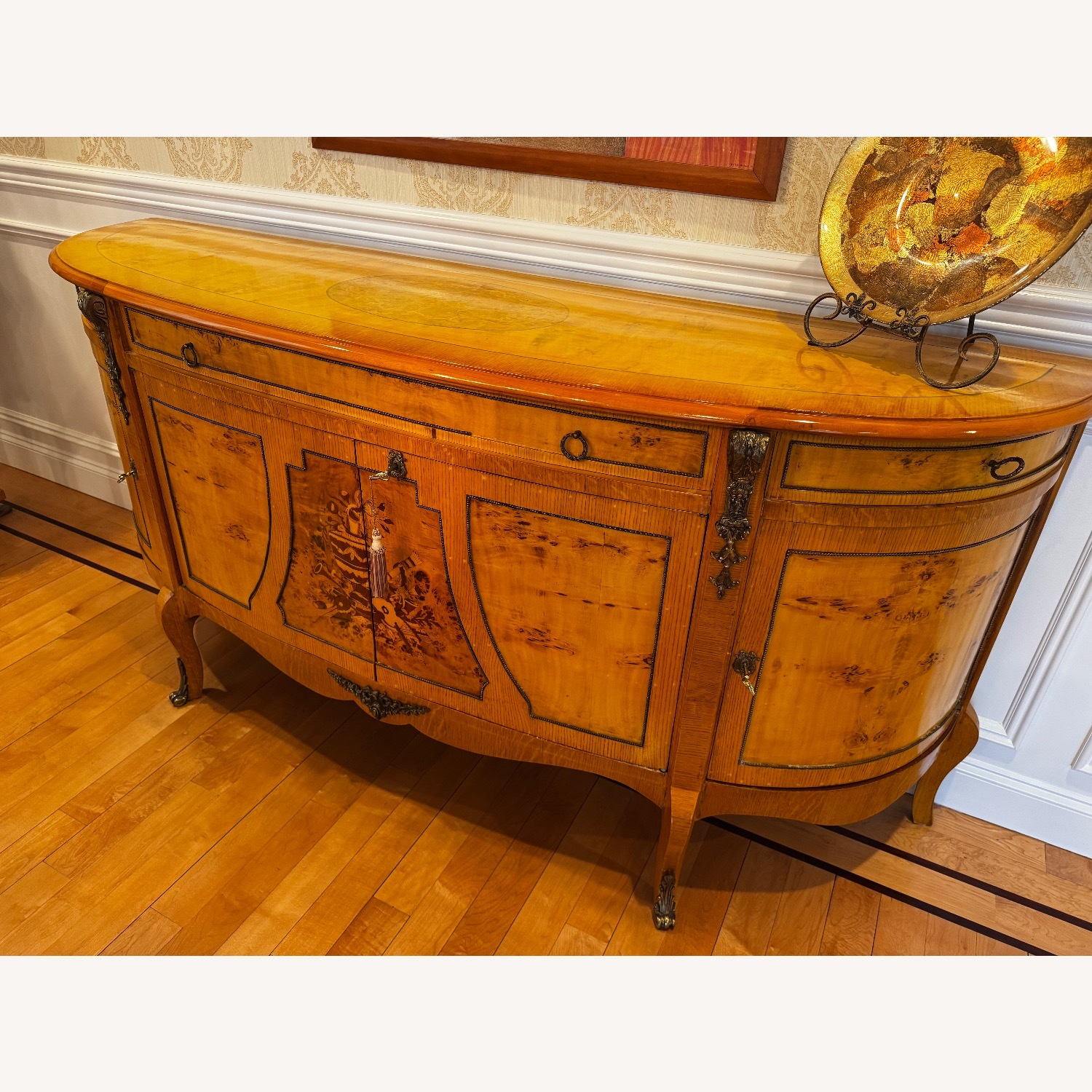 Vintage/Antique Sideboard - image-4