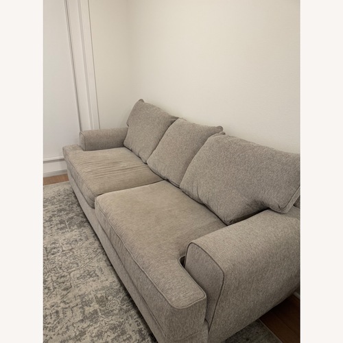 Used Rooms To Go Light Gray Sleeper Sofa for sale on AptDeco