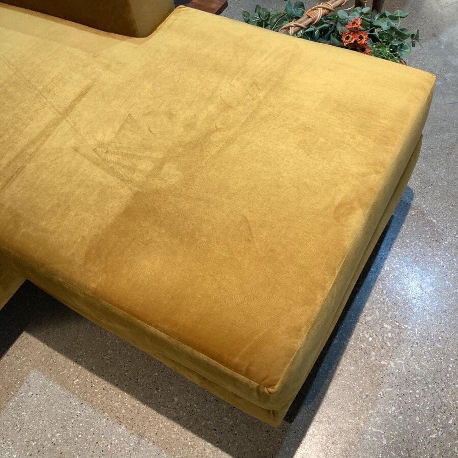 Sabai The Essential Sectional Mustard - image-7