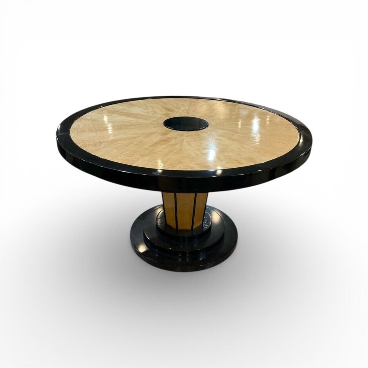 Custom Maple Poker Table Furniture - image-1