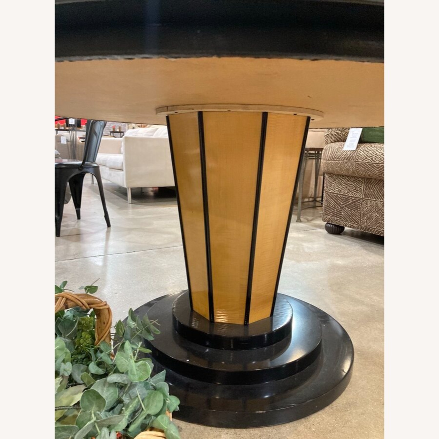 Custom Maple Poker Table Furniture - image-9