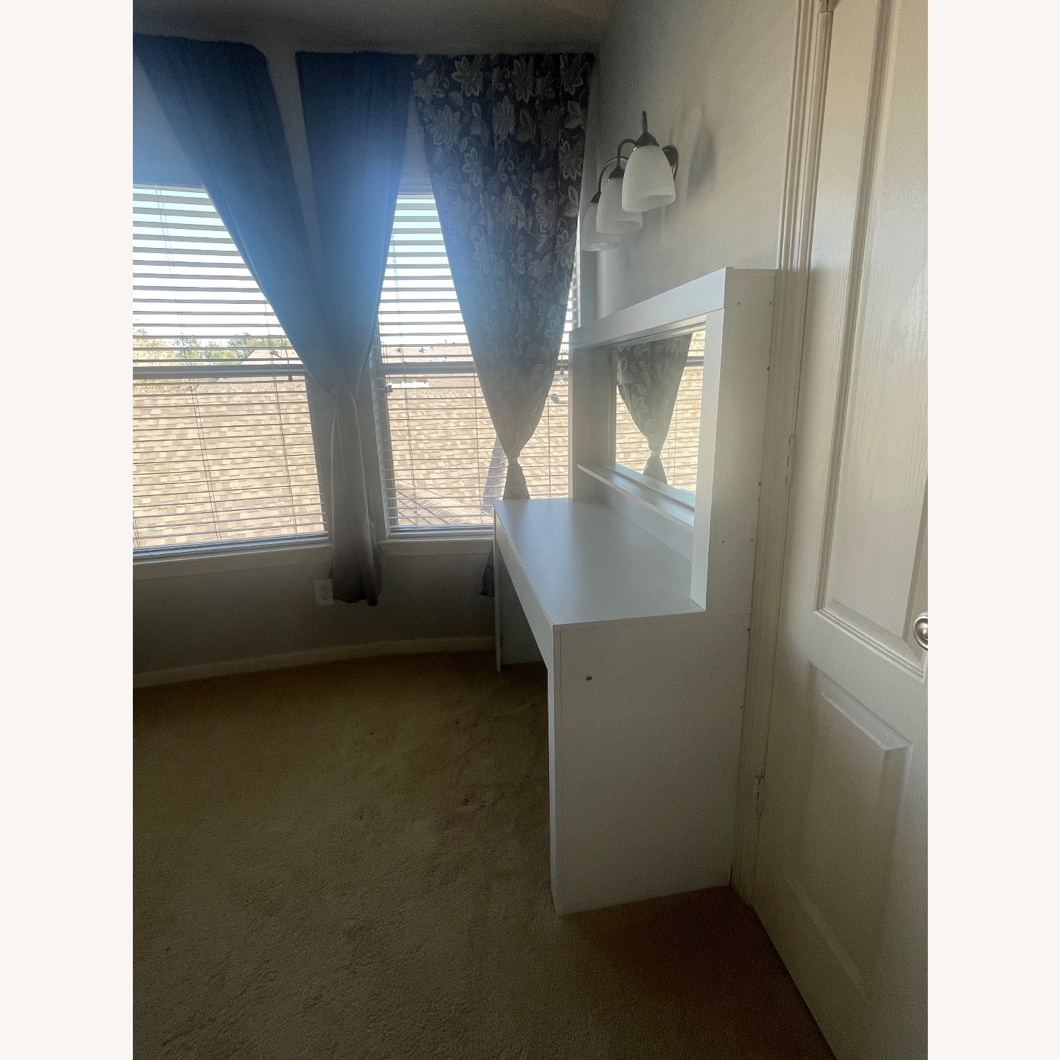 Vanity White Solid Wood With Mirror - image-3