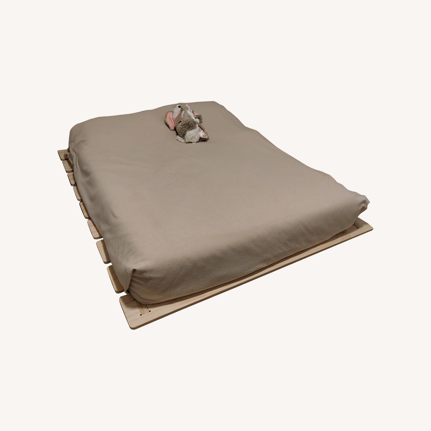 Harmony Wood Crafts Bed Frame Low profile - image-0