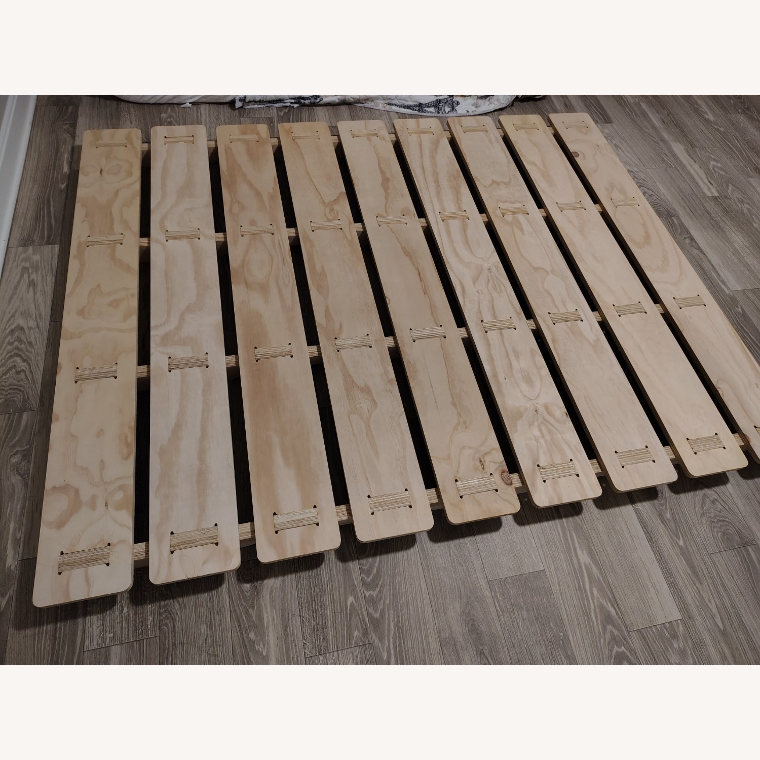 Harmony Wood Crafts Bed Frame Low profile - image-4