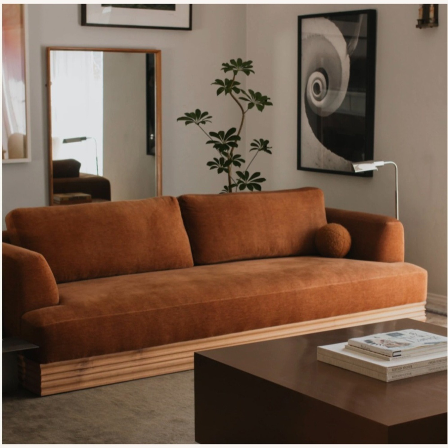 House of Leon Sofa - image-4