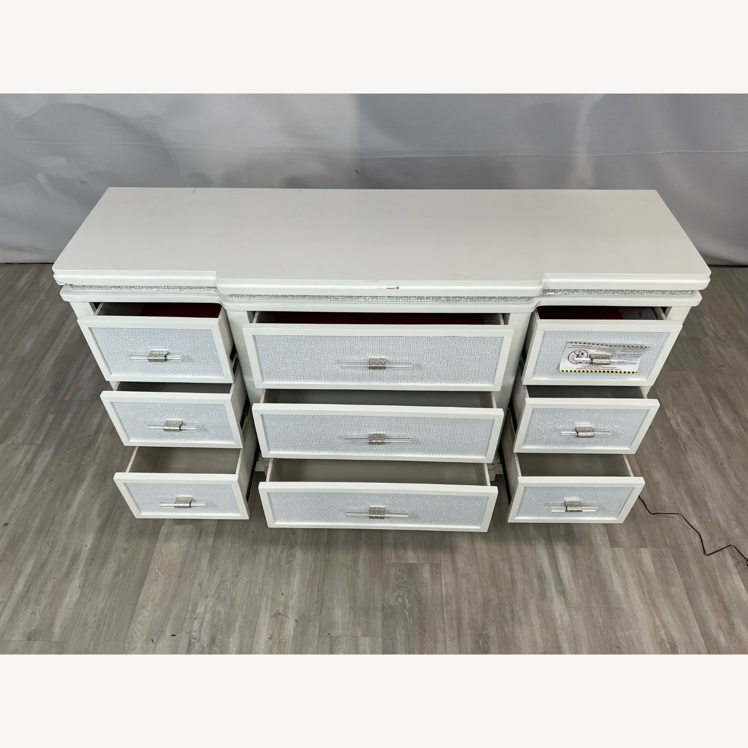 House of Hampton Elmin 9 - Drawer Dresser - image-9