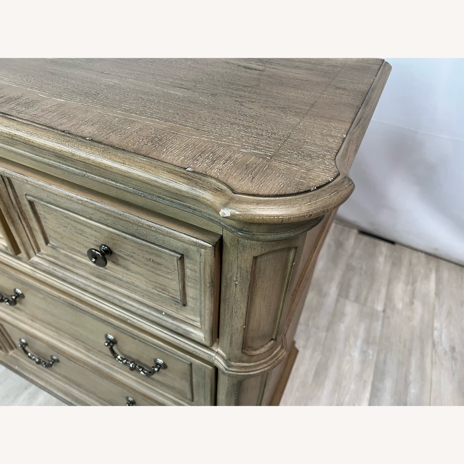 Liberty Furniture Magnolia Manor Weathered Bisque - image-10