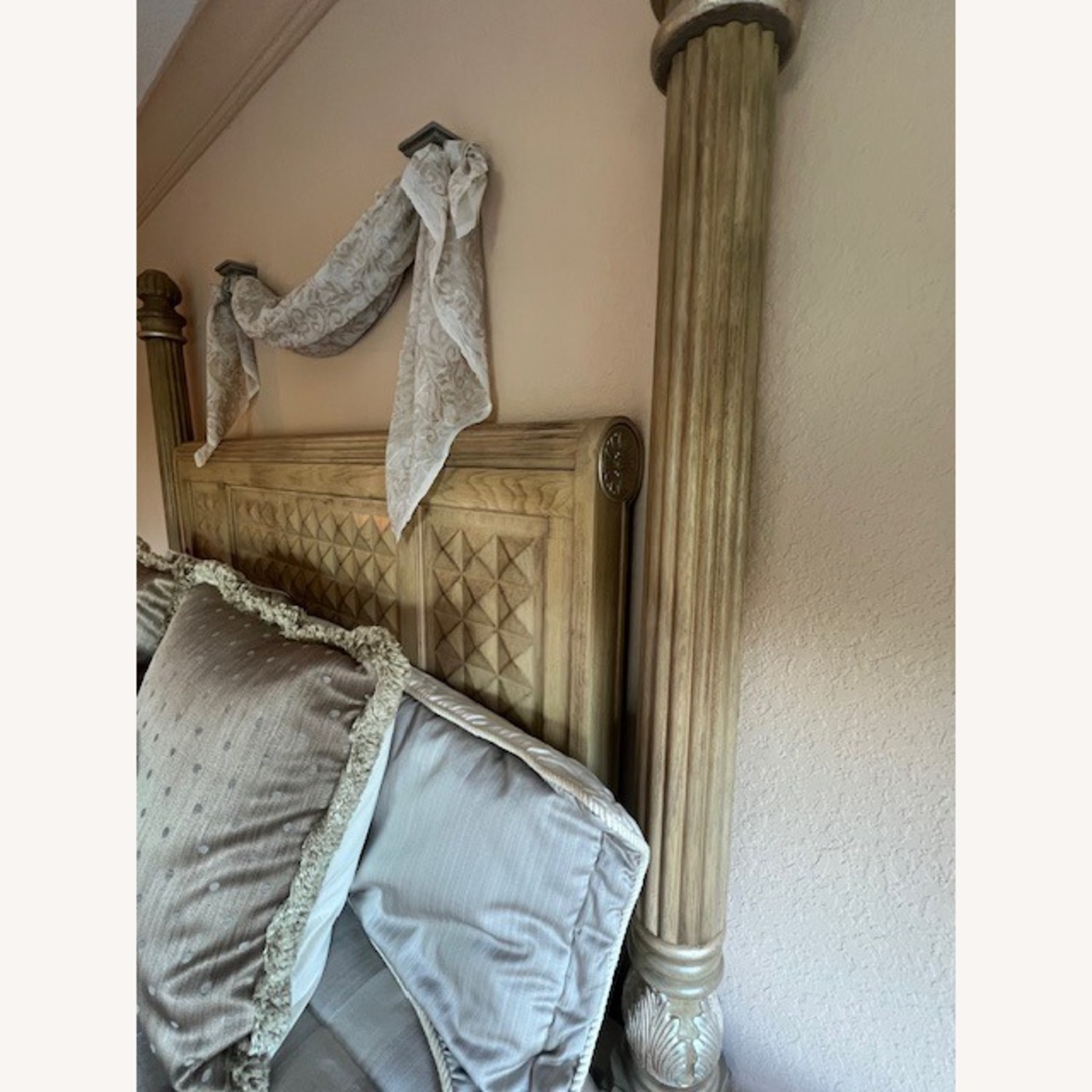 Drexel Light Brown Wood King Bed - image-2