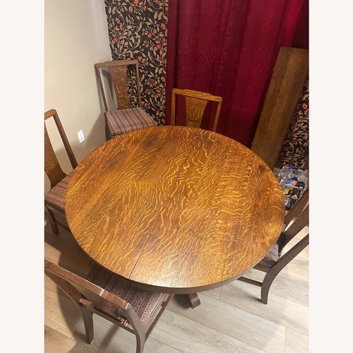 Used Vintage/Antique Finds Dining Table for sale on AptDeco
