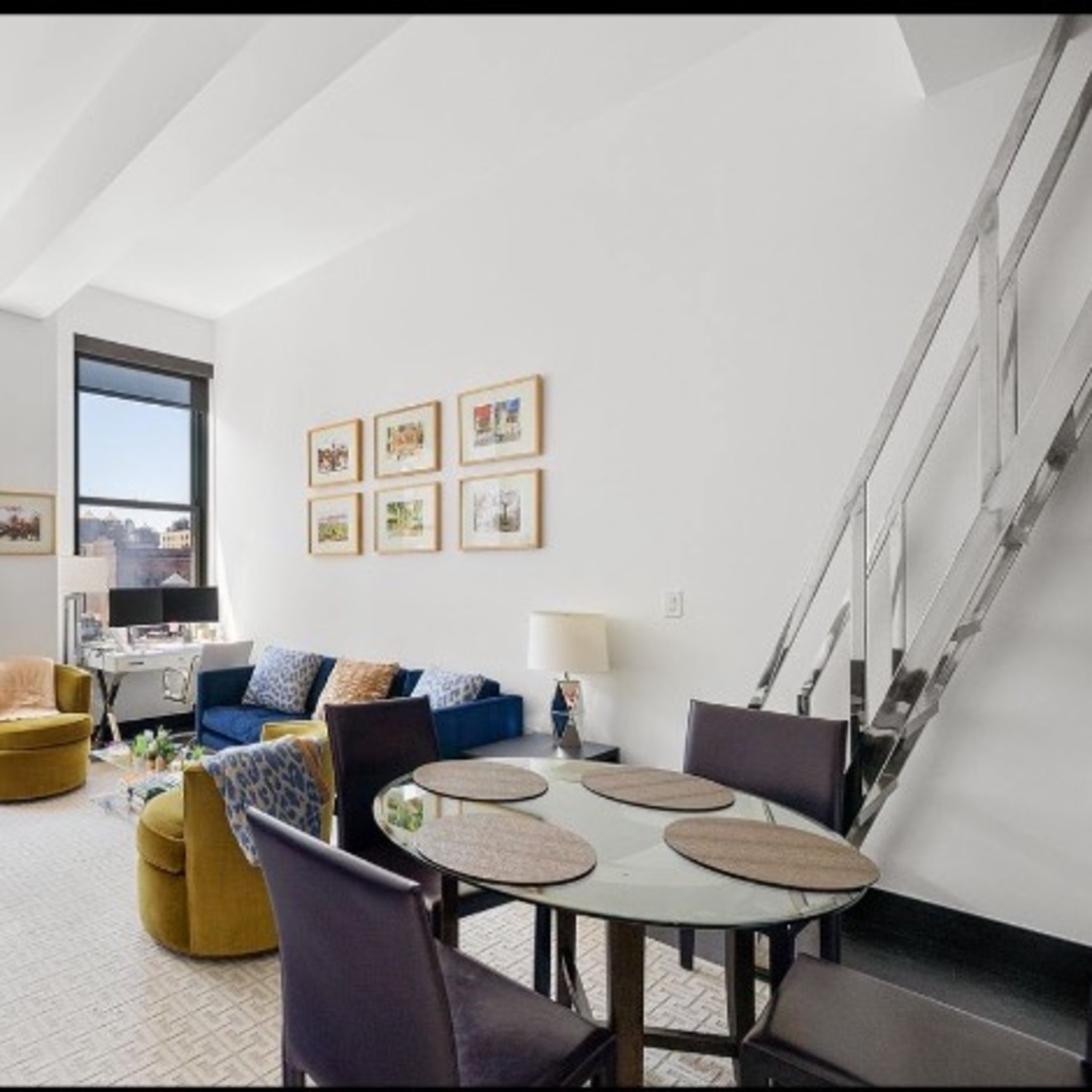 Glass Table Dining Set (4x Chairs) - image-9