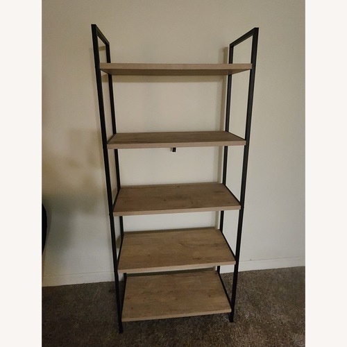 Used 72" Loring 5 Shelf Ladder Bookshelf - Threshold™ for sale on AptDeco