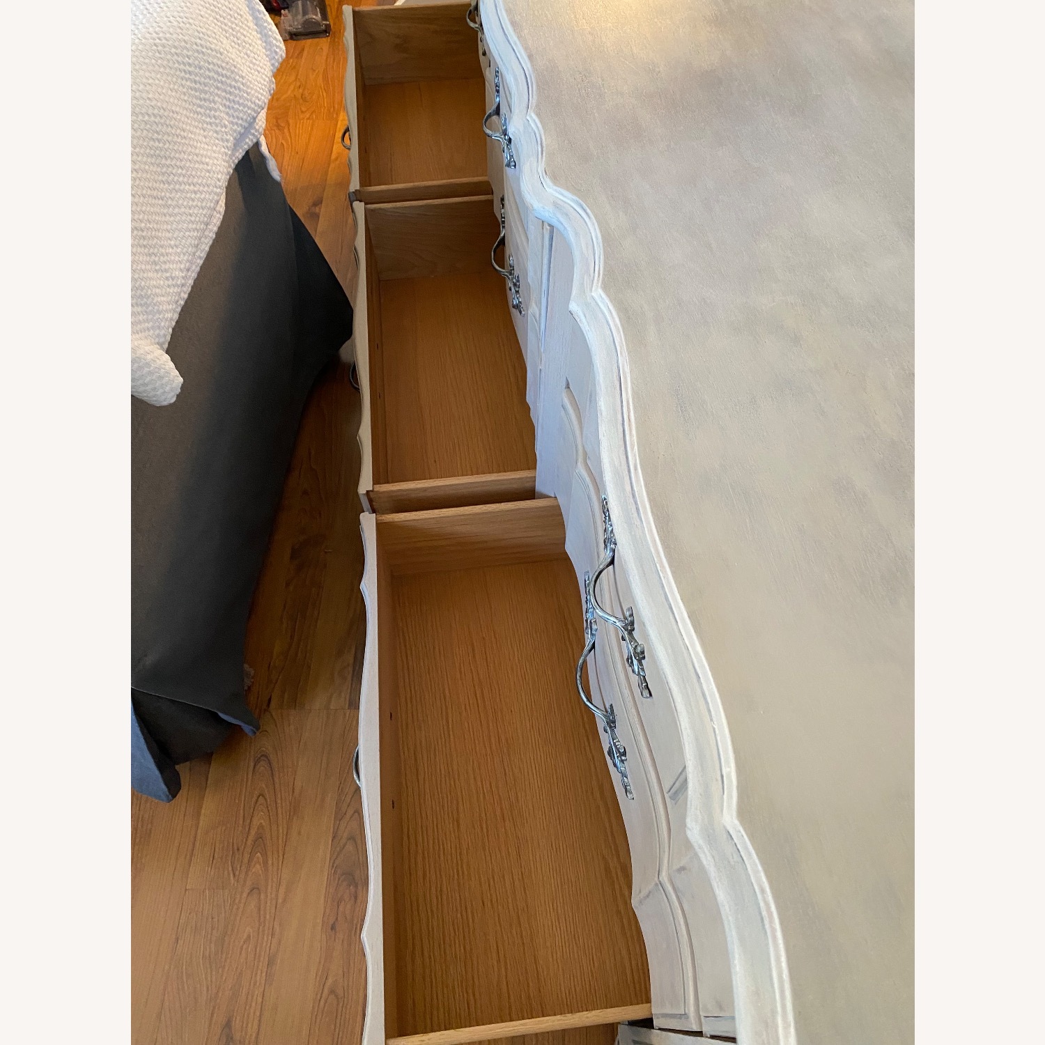 Vintage/Antique Natural Wood Dresser - image-15