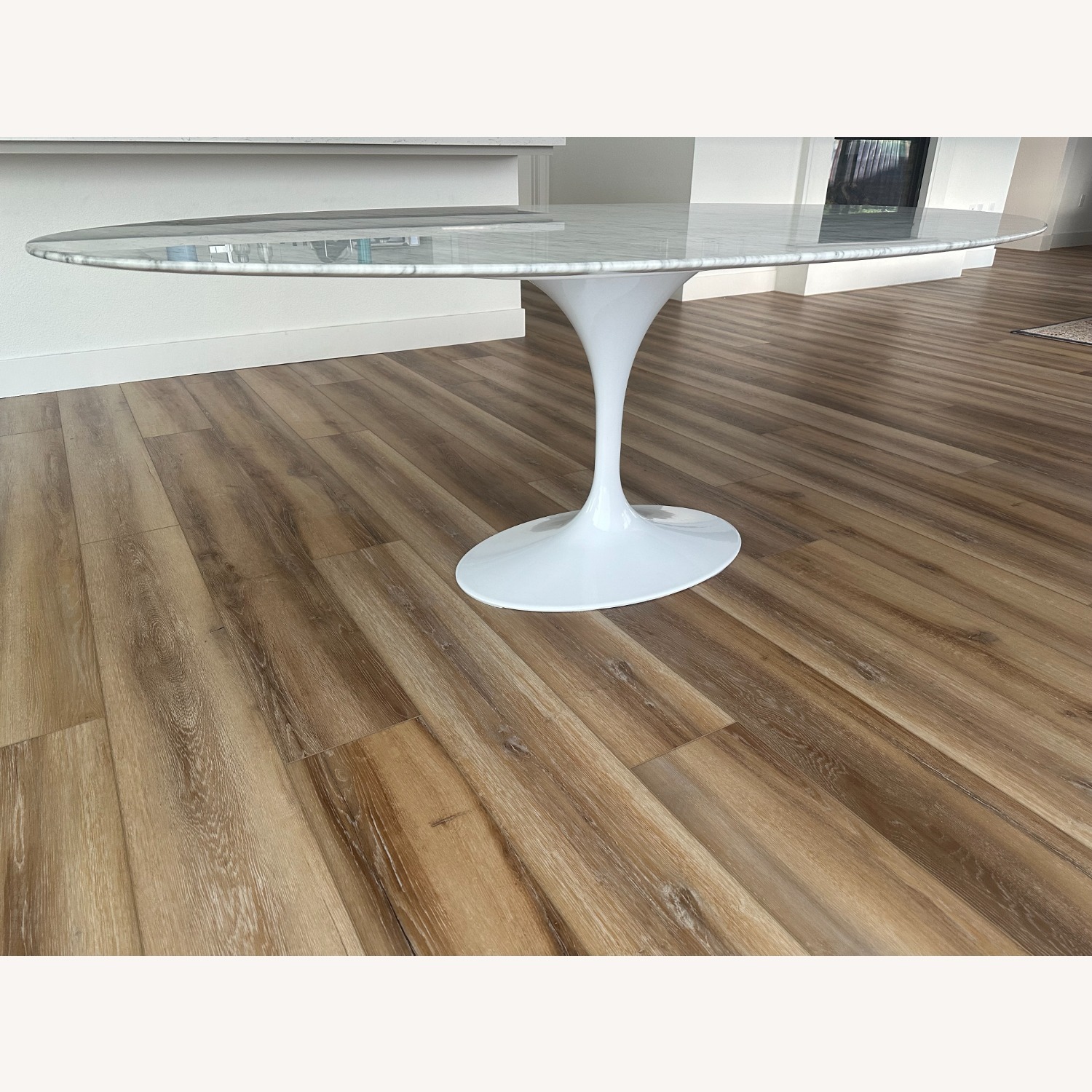 Carrara Marble Oval Table - image-6