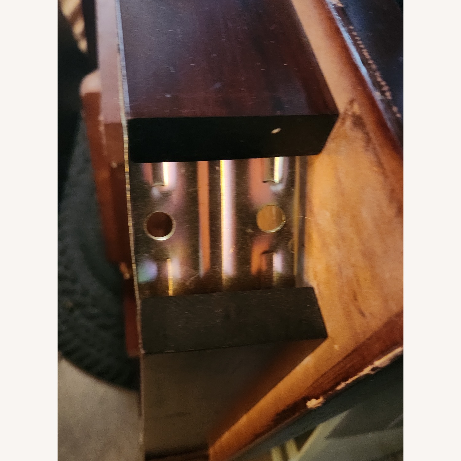 Island Table - image-0