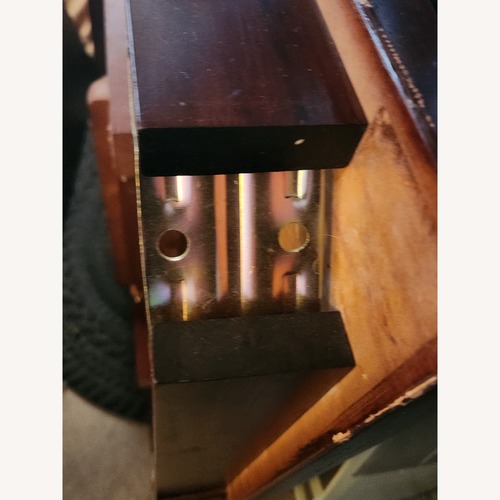 Used Island Table for sale on AptDeco