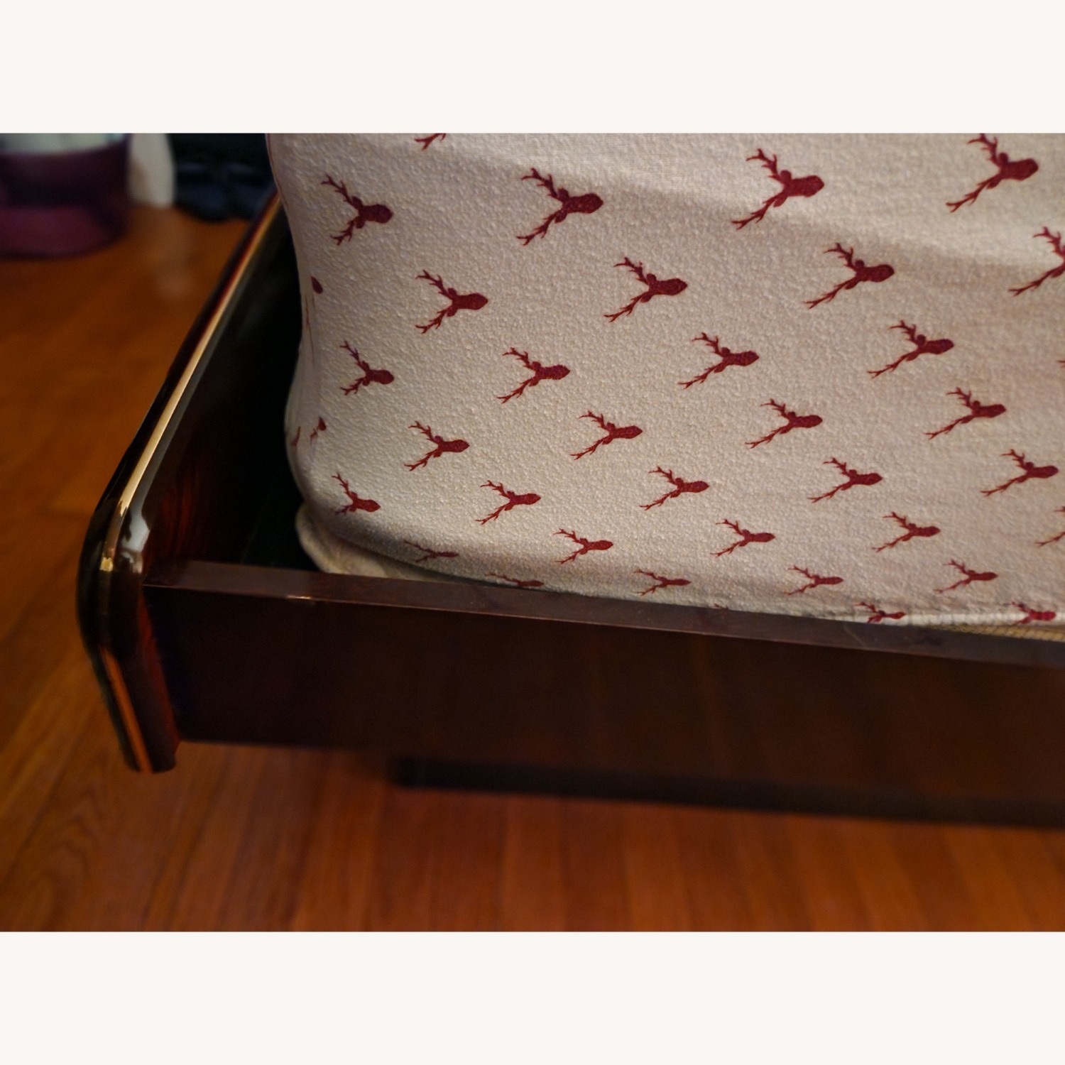 Logan Furniture Queen Bed - image-2