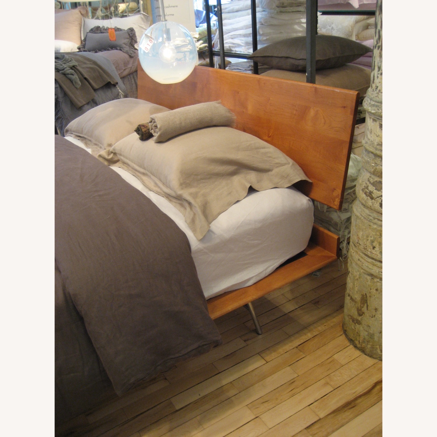 Herman Miller Nelson Thin Edge Bed Queen Cherry - image-9