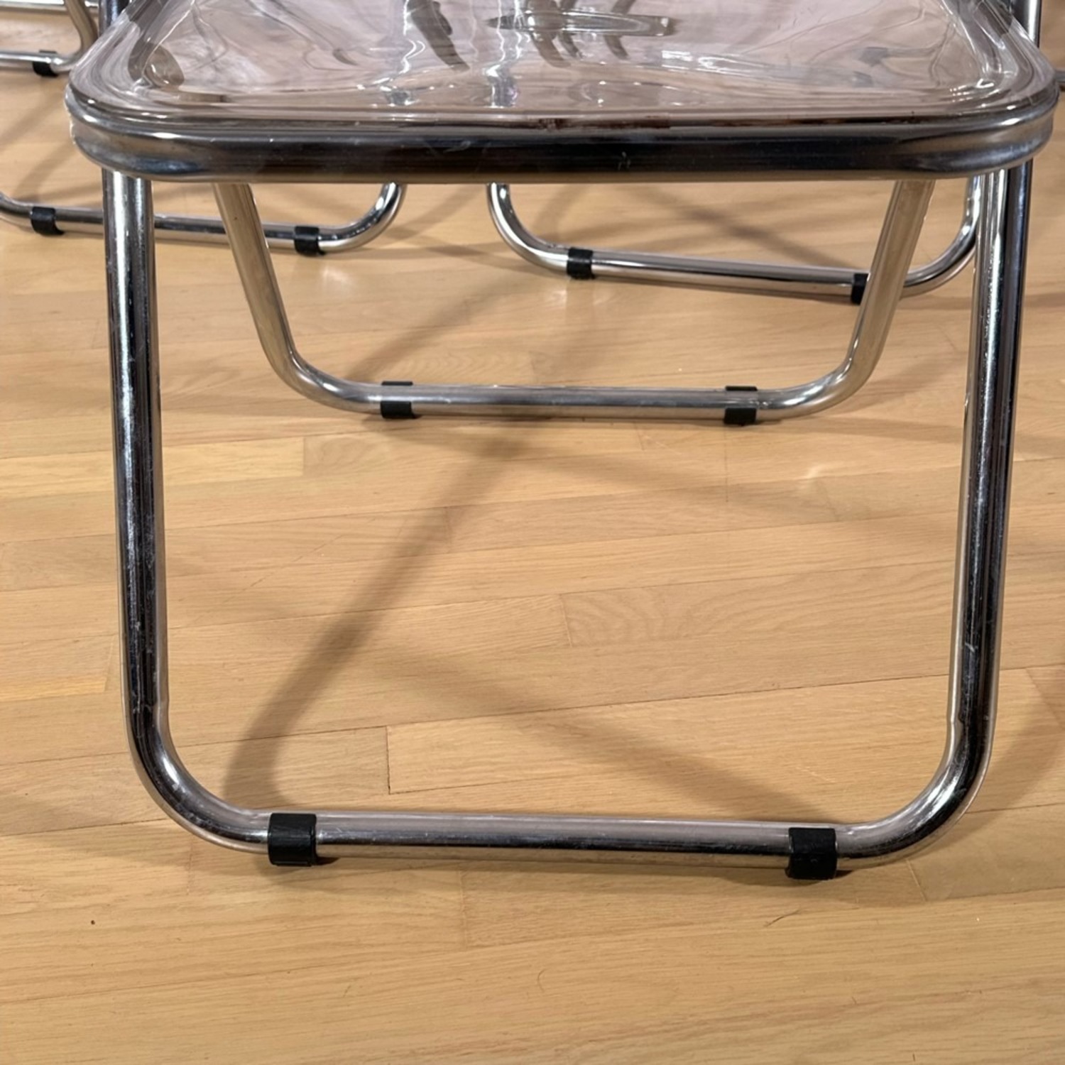  Transparent Decorative Folding Chairs Set of 2 - image-5