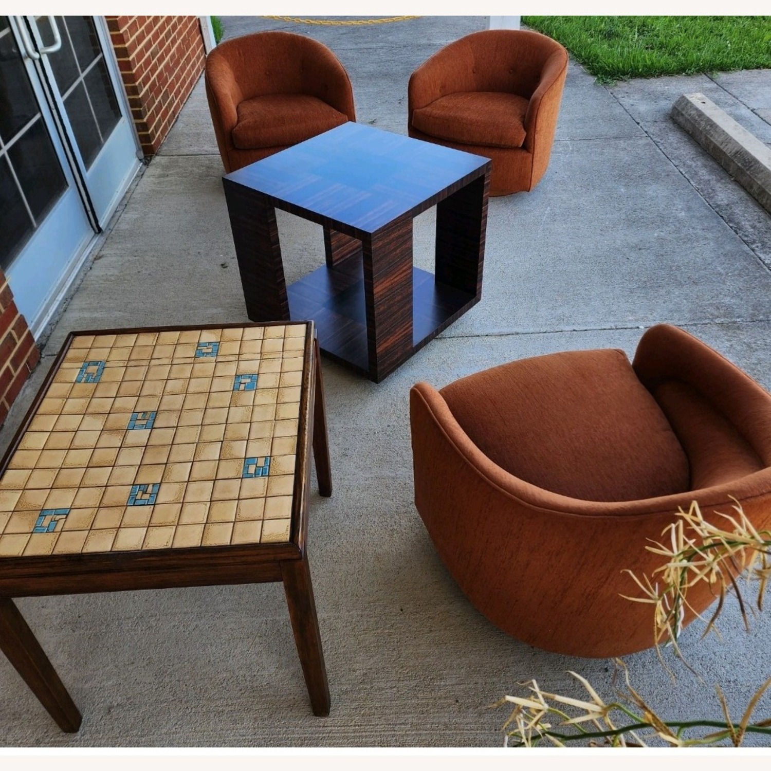 Milo Baughman 3 Barrel Launge Chairs - image-12