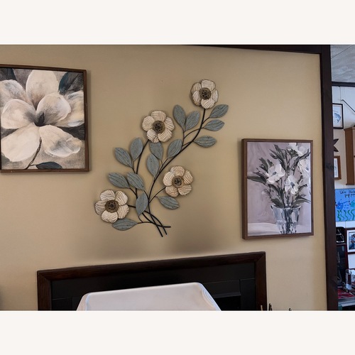 Used Broyhill Furniture Wall Decor for sale on AptDeco