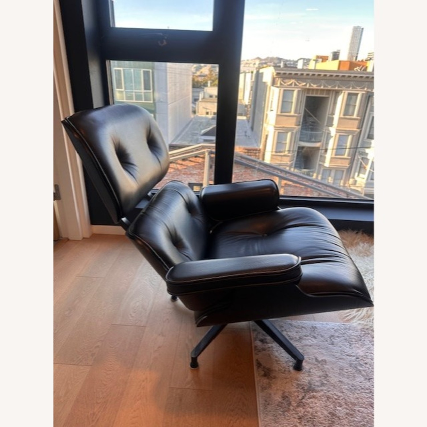 Eames Lounge and Ottoman Herman Miller - image-3