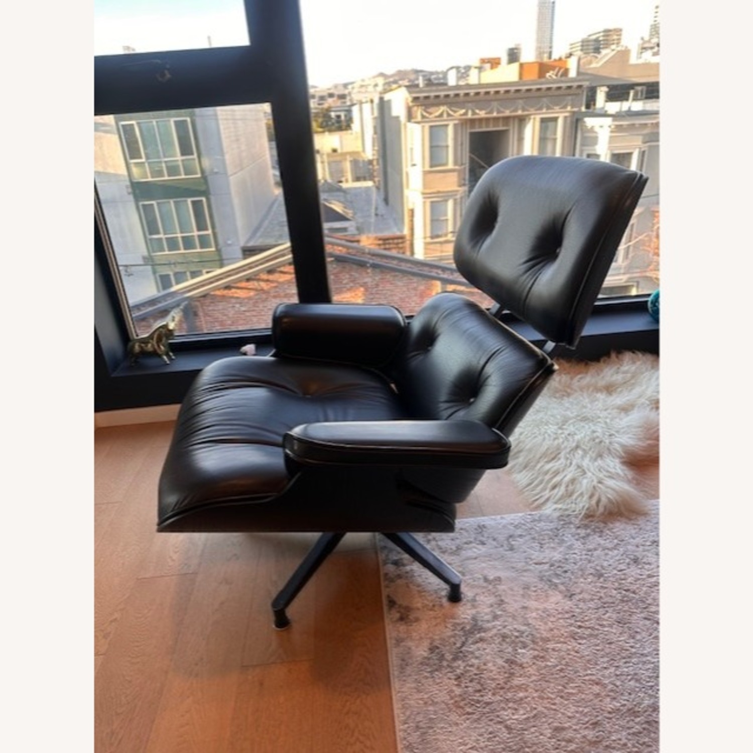 Eames Lounge and Ottoman Herman Miller - image-2