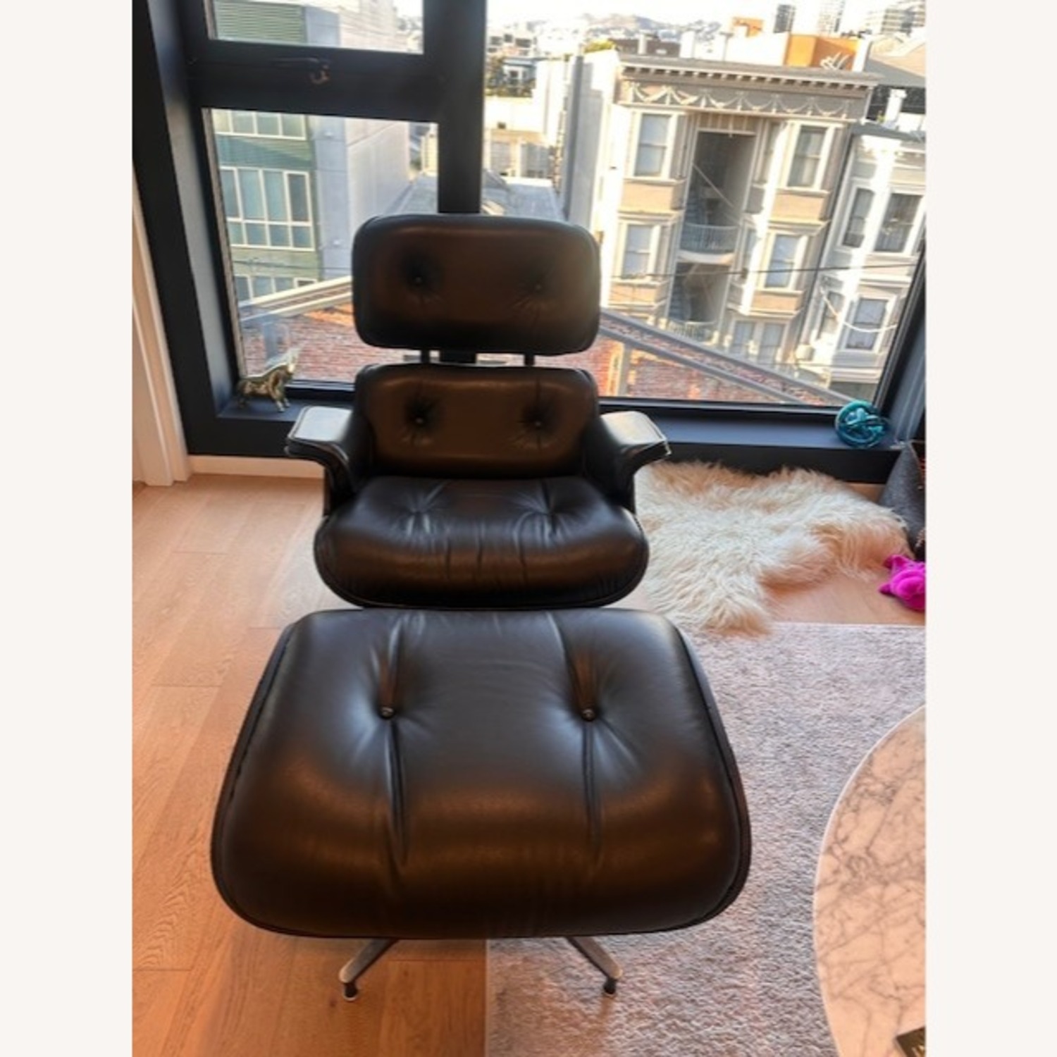 Eames Lounge and Ottoman Herman Miller - image-1