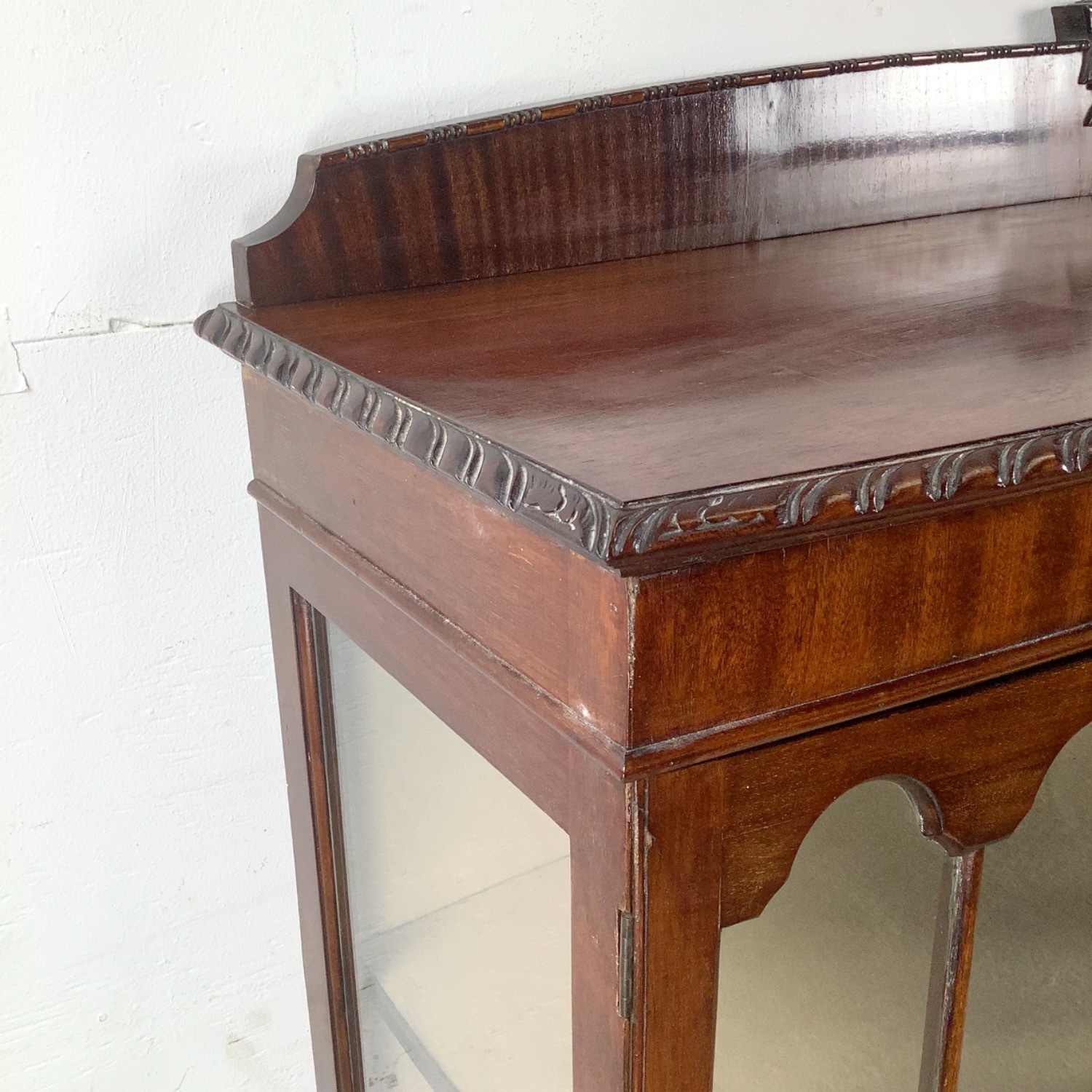 Chippendale Revival Mahogany Display Cabinet - image-16