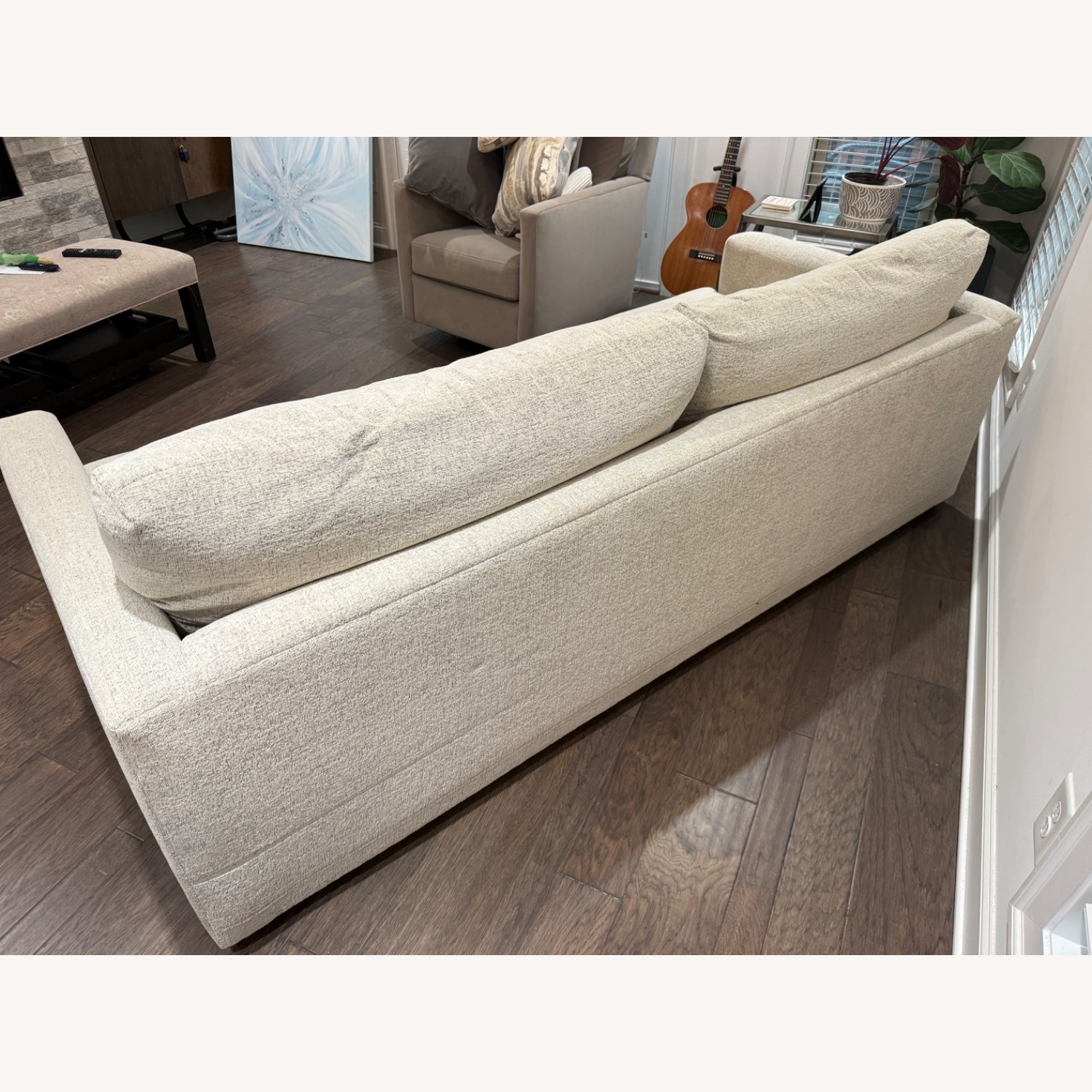 Bassett Allure Track Arm Sofa - image-3