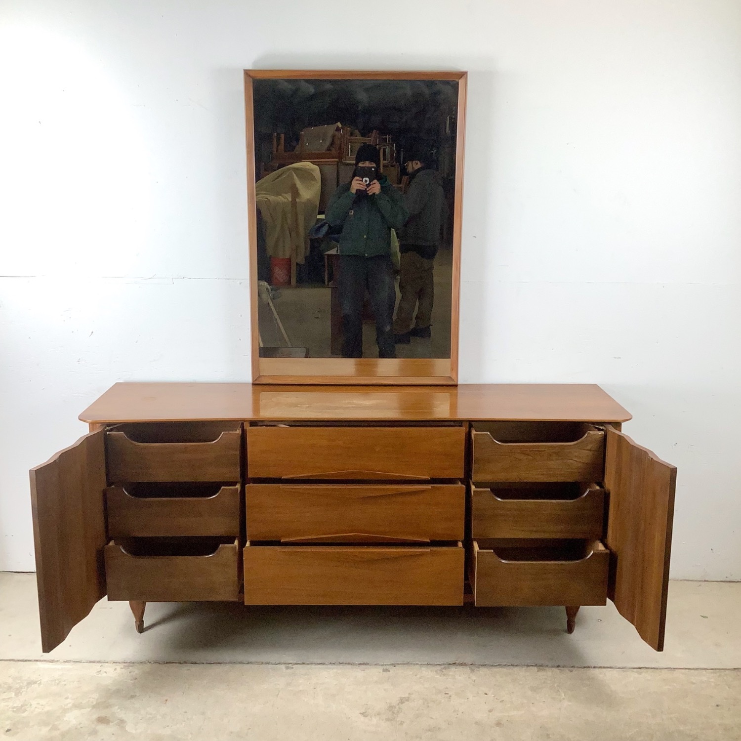 Mid-Century Modern Walnut Dresser w Mirror - image-20