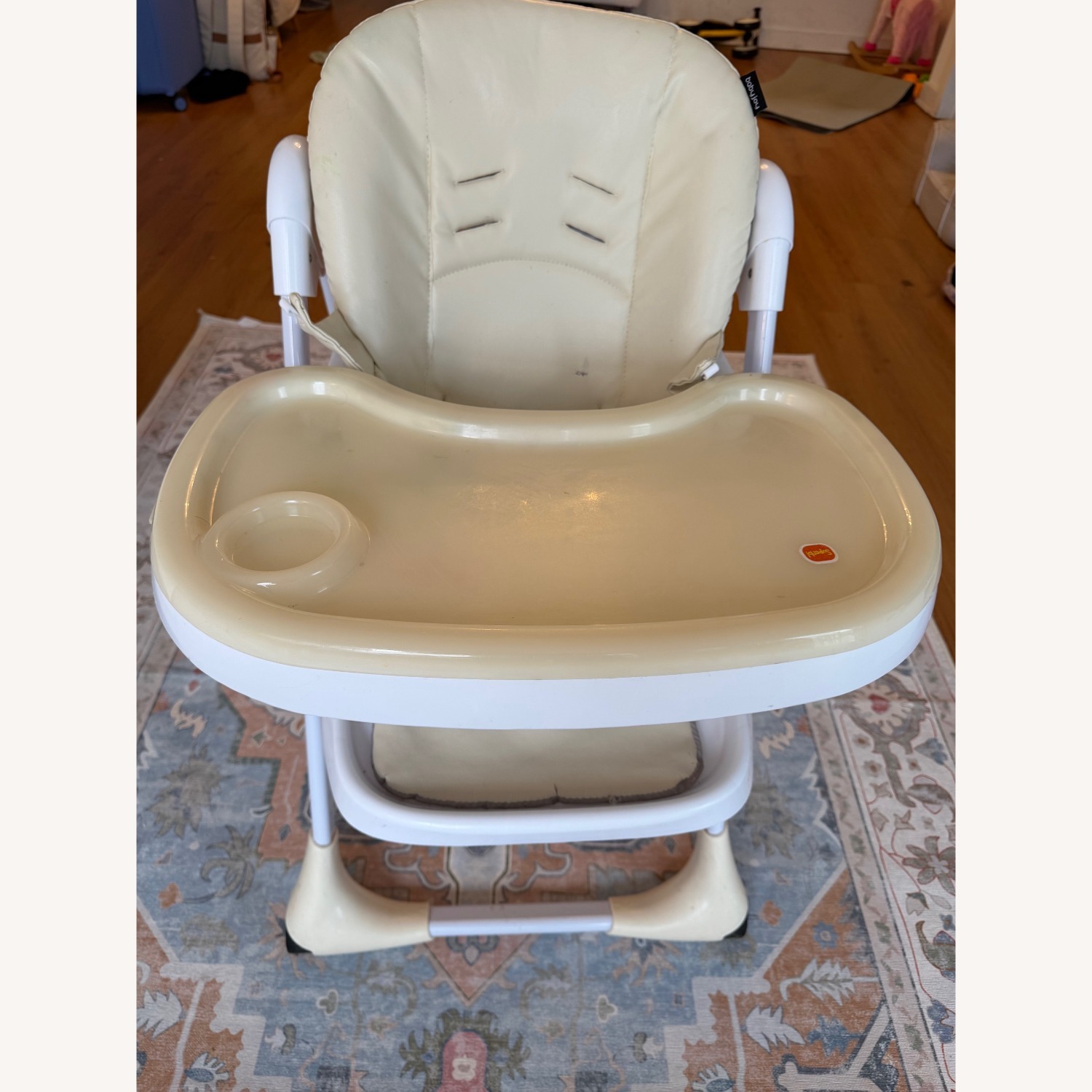 Amazon White Faux Leather Play Chair - image-1