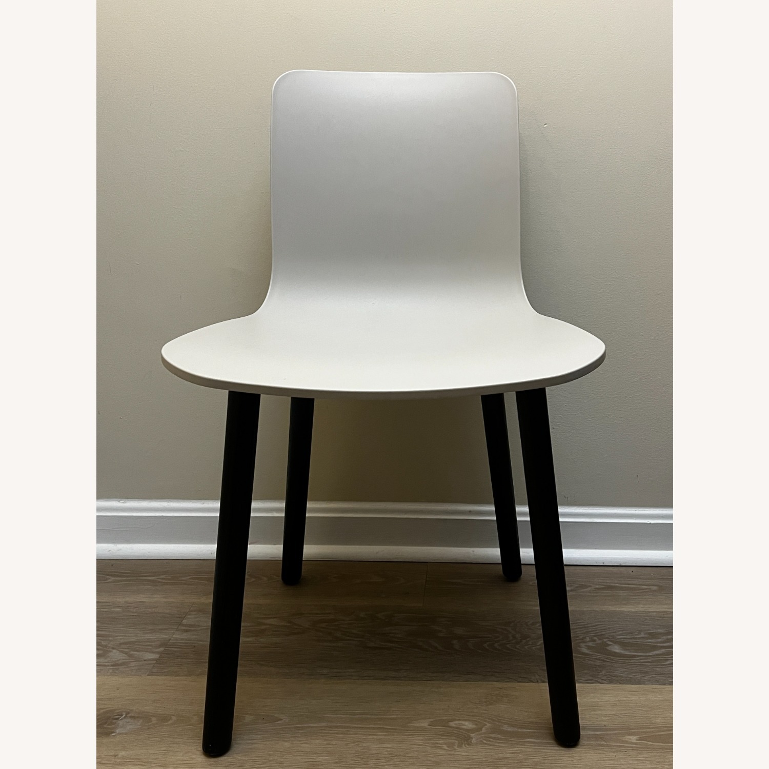 Vitra Hal Woodside Chair - Jasper Morisson - image-1