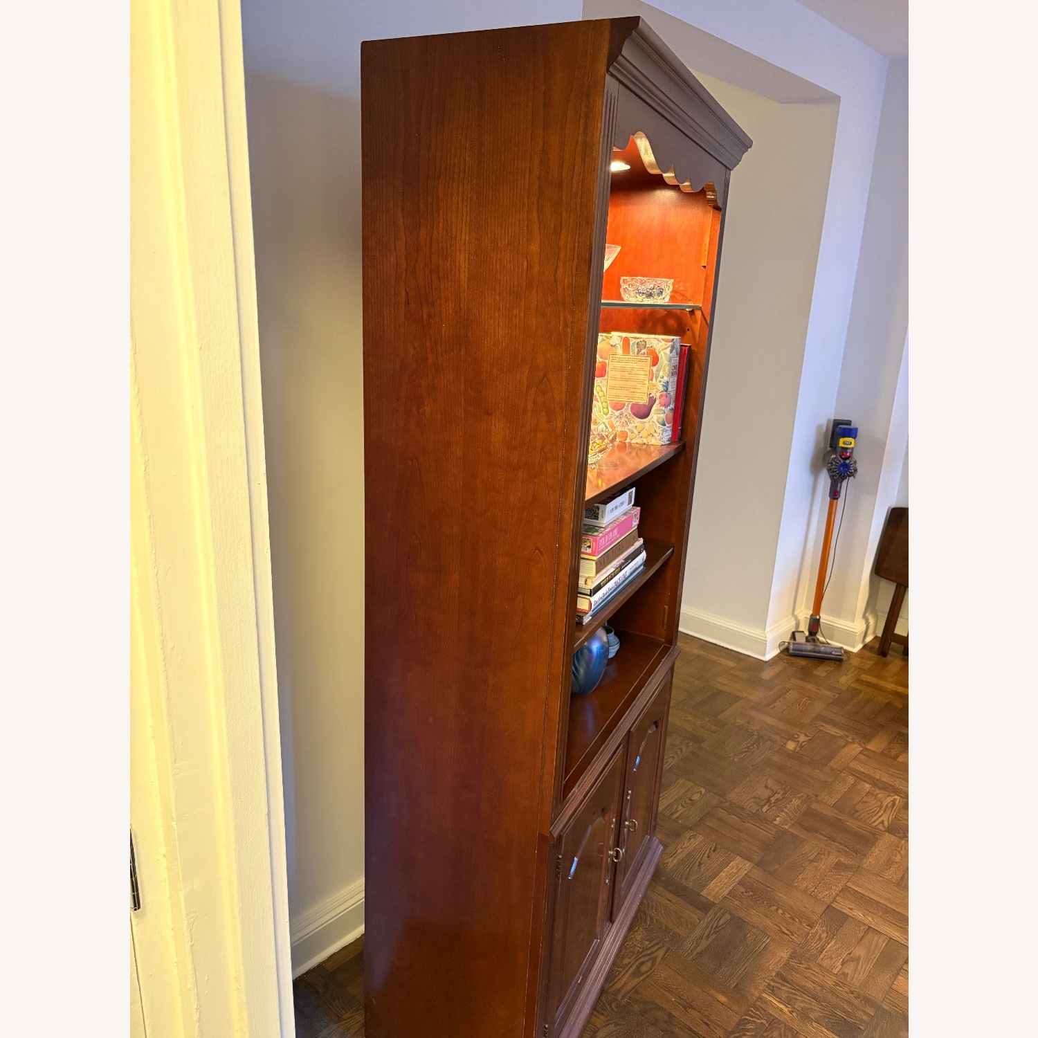 Thomasville Furniture Industries Bookcase - image-3