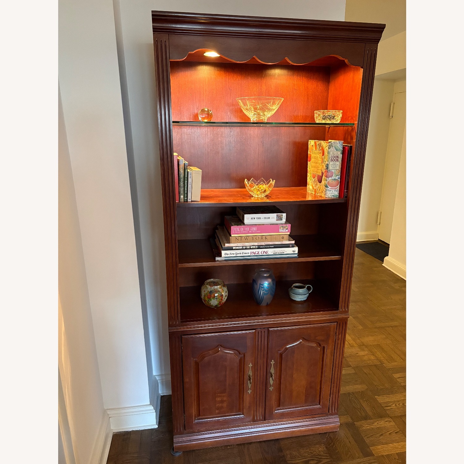 Thomasville Furniture Industries Bookcase - image-5