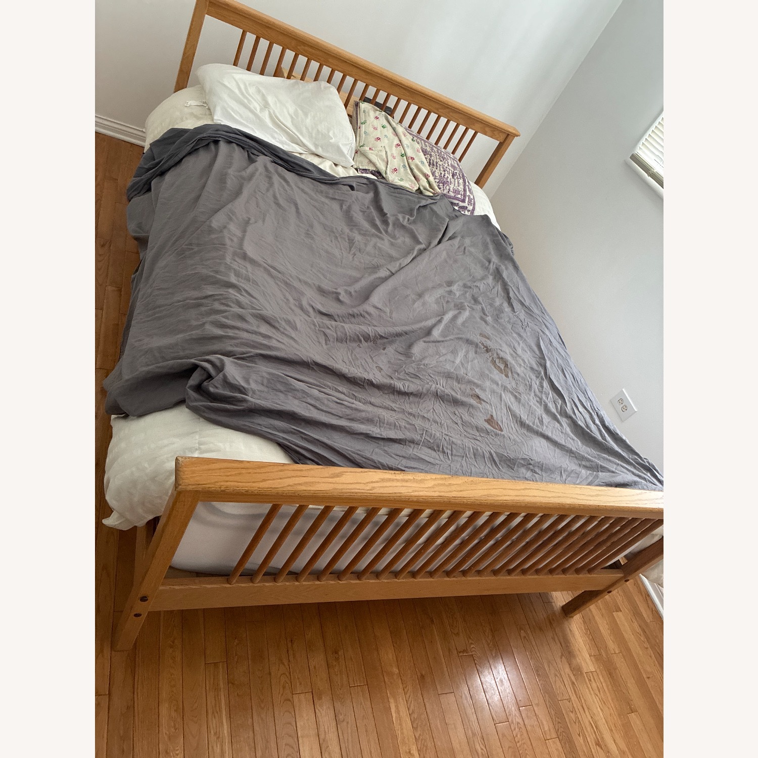 Mount Prospect Illinois Bed - image-1