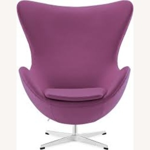 Used Arne Jacobsen Egg Style Lounge Chair - Replica  for sale on AptDeco