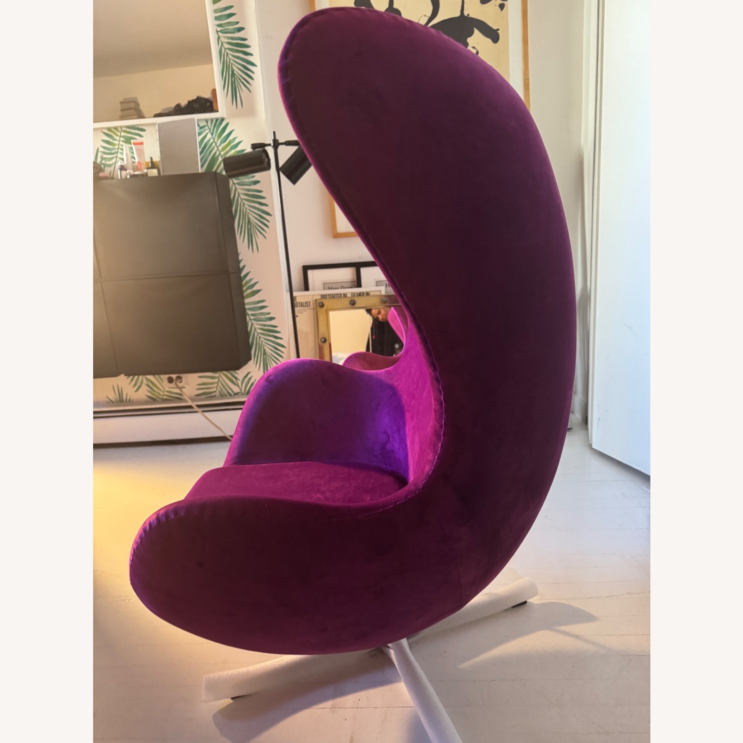 Arne Jacobsen Egg Style Lounge Chair - Replica - image-4
