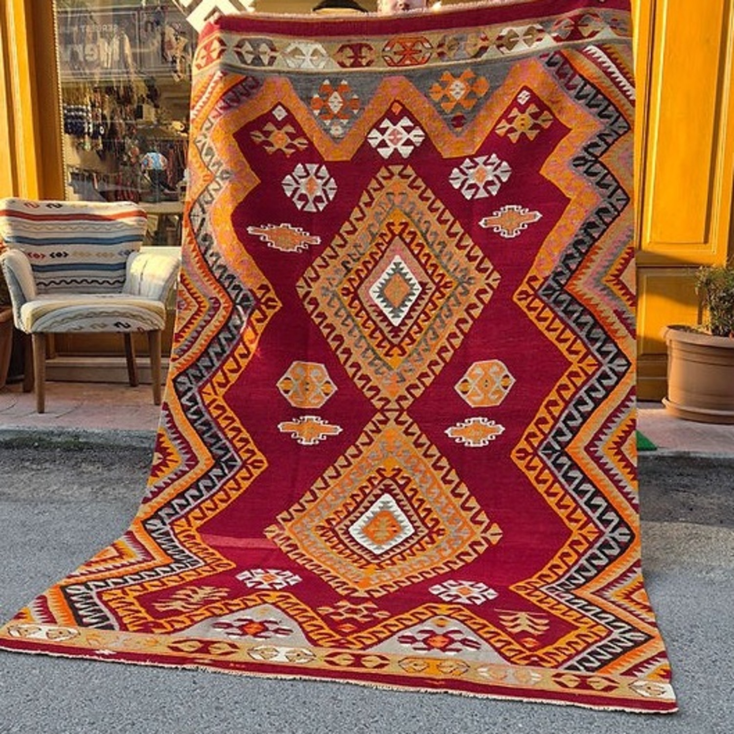 Vintage/Antique Finds Red Area Rug 5' x 8' - image-4