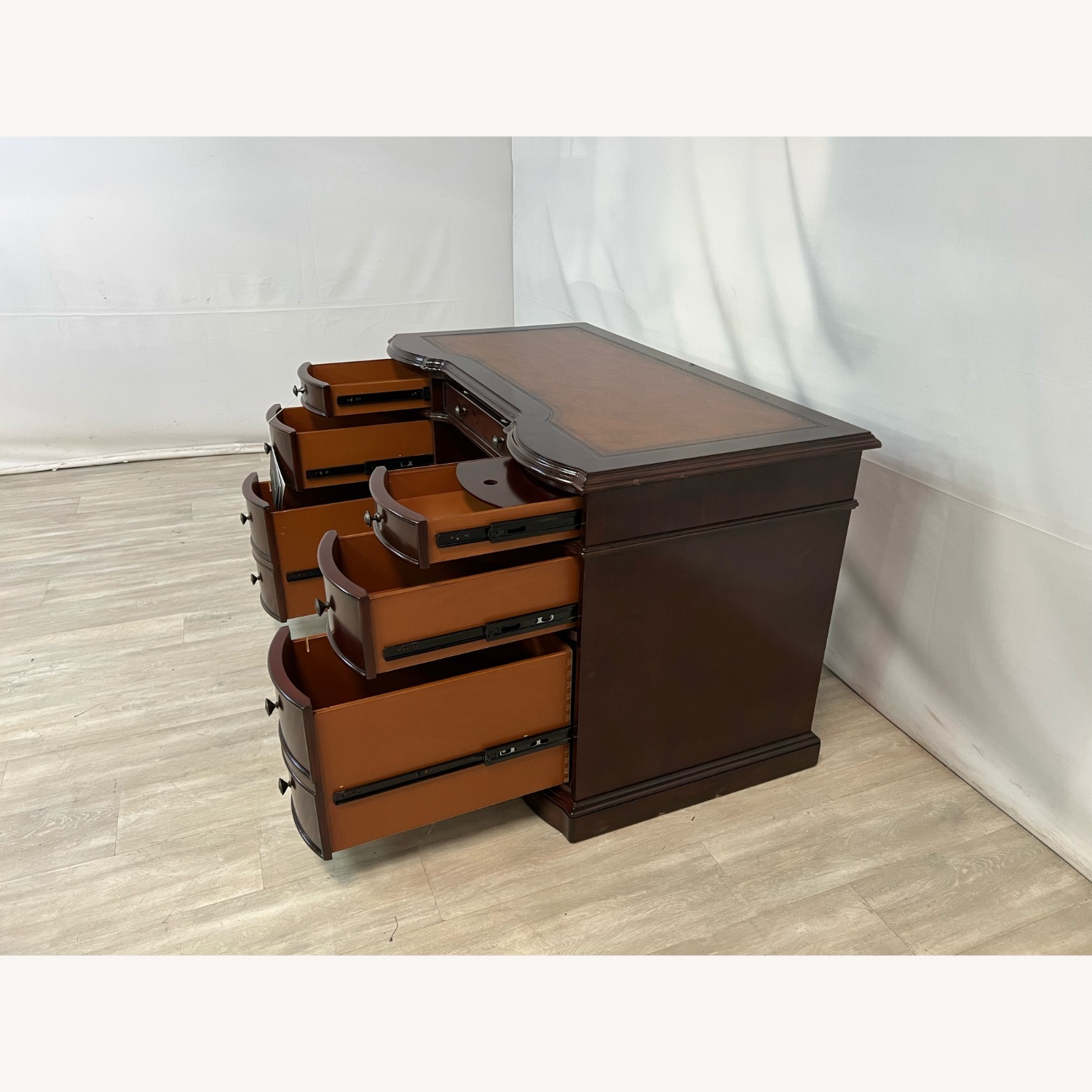 Hooker Furniture Cherry Knee-Hole Bow Front Desk - image-6