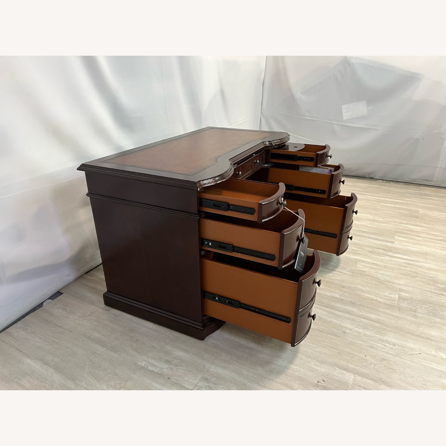 Hooker Furniture Cherry Knee-Hole Bow Front Desk - image-7