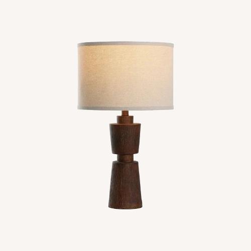 Used Safavieh Nici 23 Inch Table Lamp for sale on AptDeco