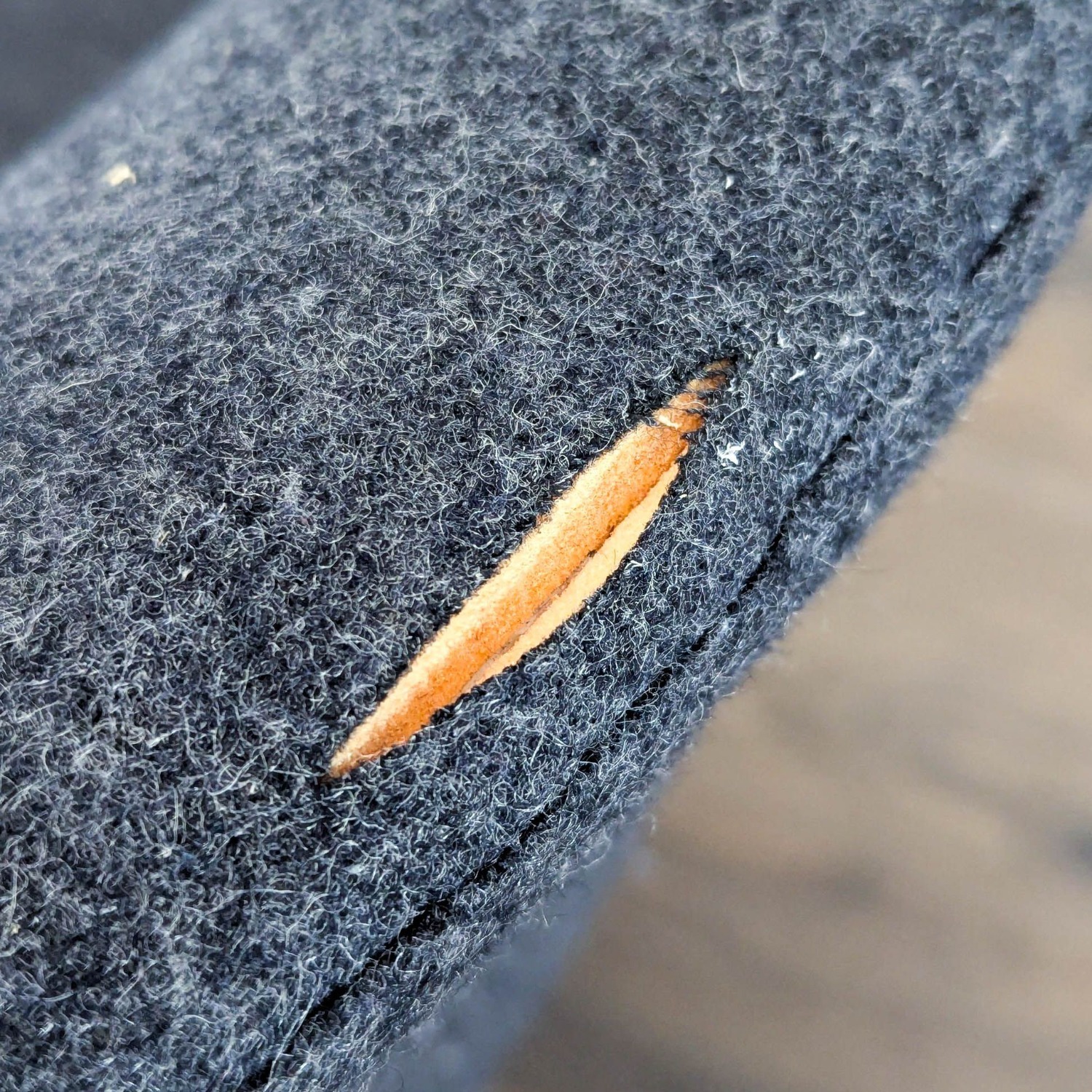 Mid-Century Modern Style Swan-Style Swivel Lounge Chair - image-6