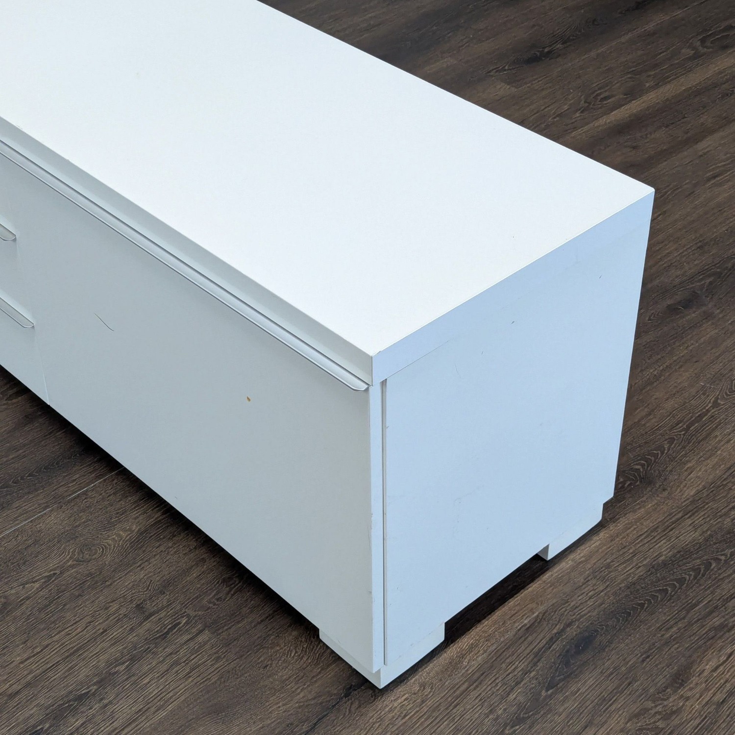 IKEA Besta Burs TV Stand in High Gloss White - image-8