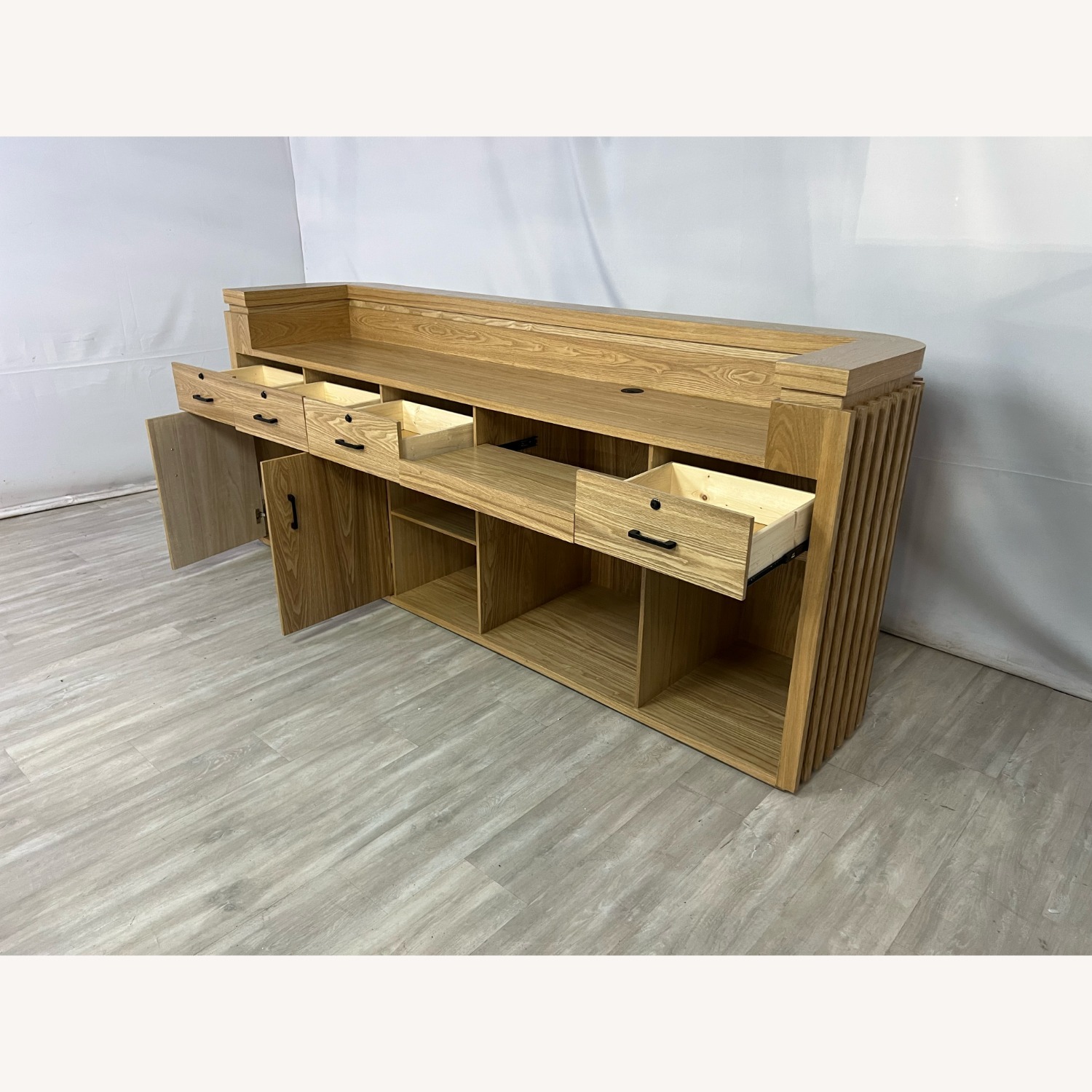 Pozzi Reception Desk & Front Desk - image-6