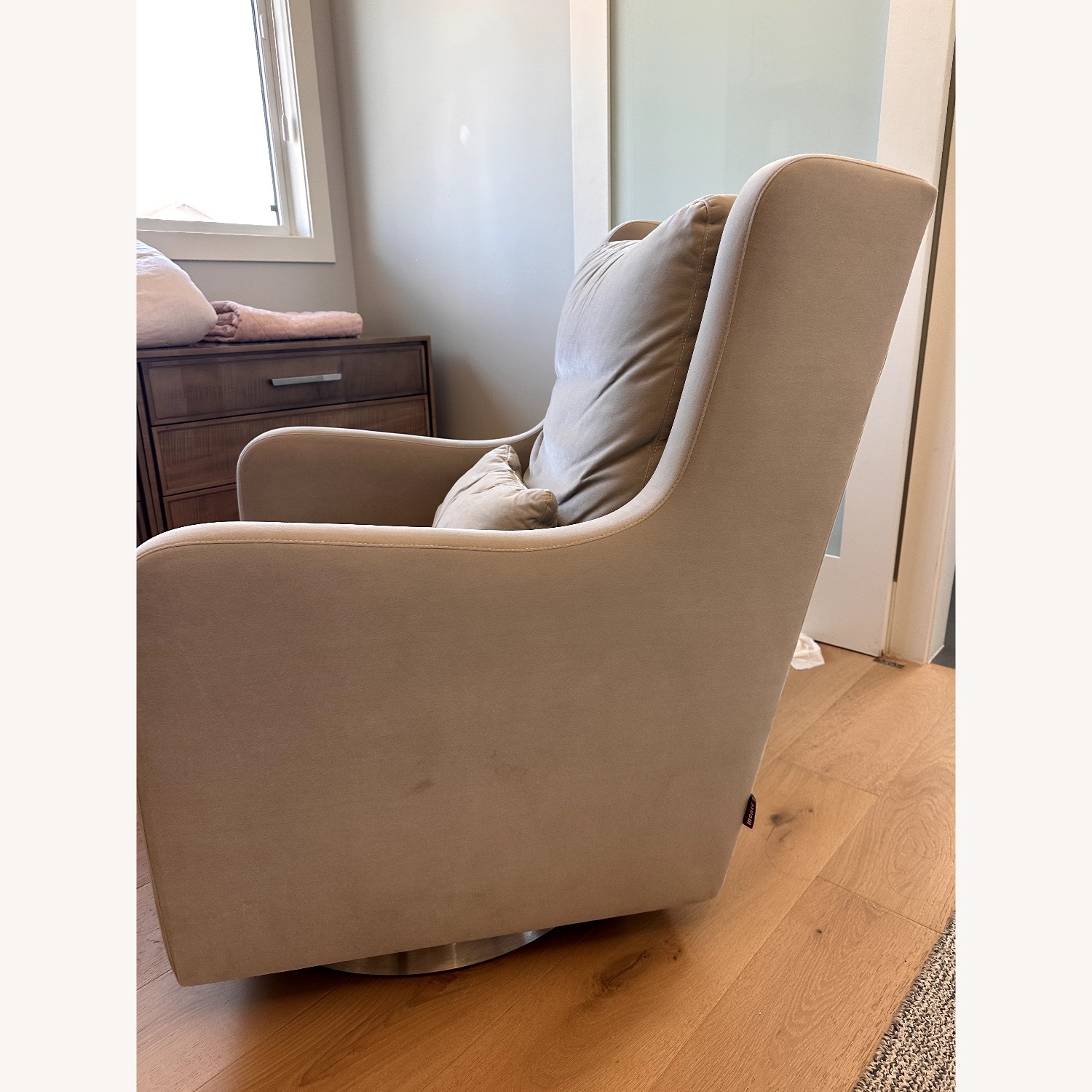 Crate & Kids Light Gray Microsuede Nursing Chair - image-3